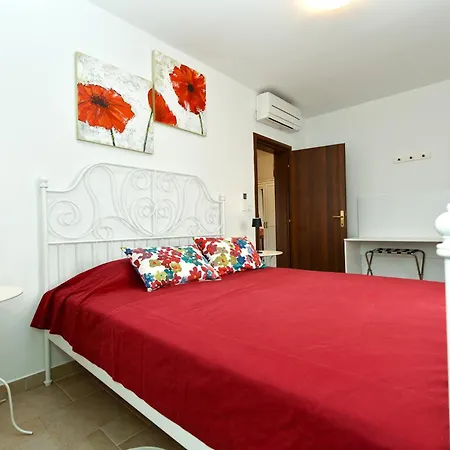 Zeljka 1787 Apartment